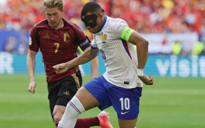 Das Trikot mit der Nummer 9 wird zum ersten Mal getragen