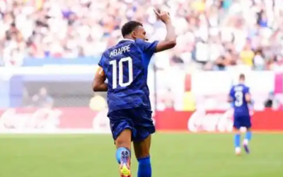 Mbappé stellt Rekorde auf, verpasst aber Titel