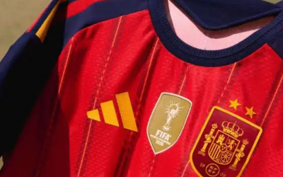 Neues spanisches Trikot mit zwei Sternen auf dem Wappen